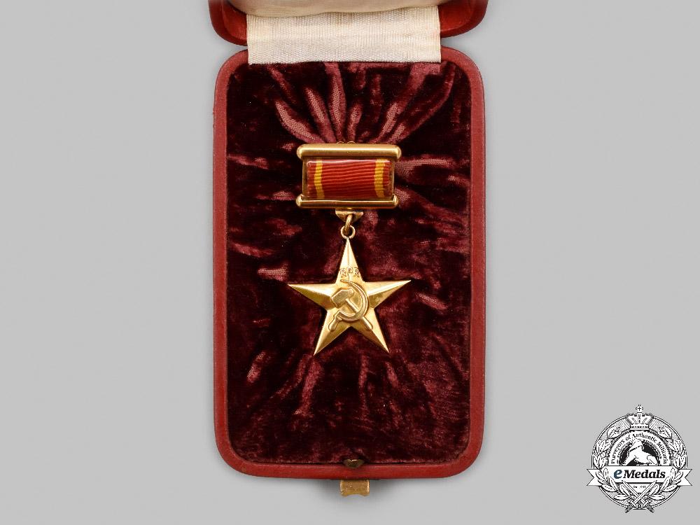 romania,_republic._the_order_of_the_hero_of_socialist_labour_of_gheorghe_gheorghiu-_dej_c2021_696emd_4482_1