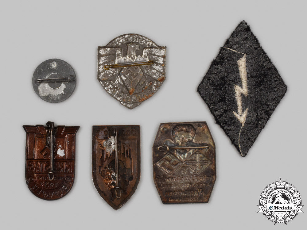 germany,_third_reich._a_mixed_lot_of_badges_c2021_741emd_8474
