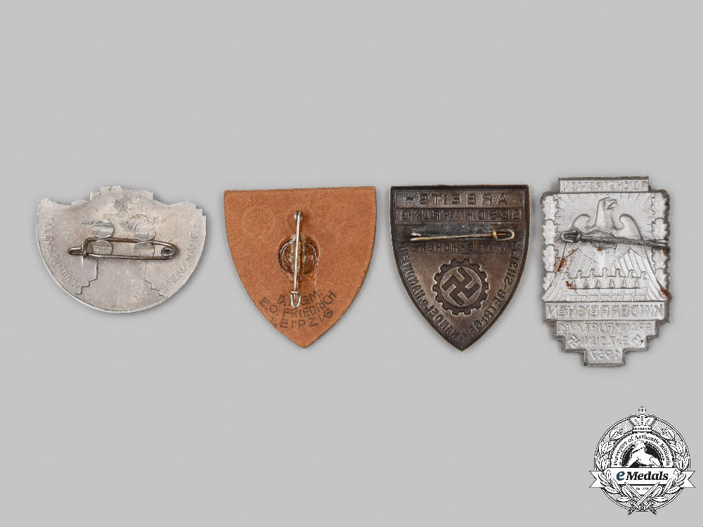 germany,_third_reich._a_mixed_lot_of_commemorative_badges_c2021_861emd_6324