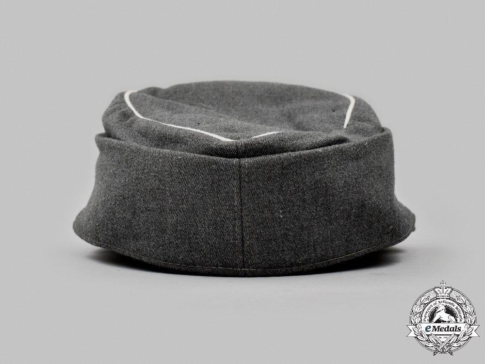 germany,_ss._a_late-_war_waffen-_ss_officer’s_m43_field_cap_c2021_878_mnc8501_1