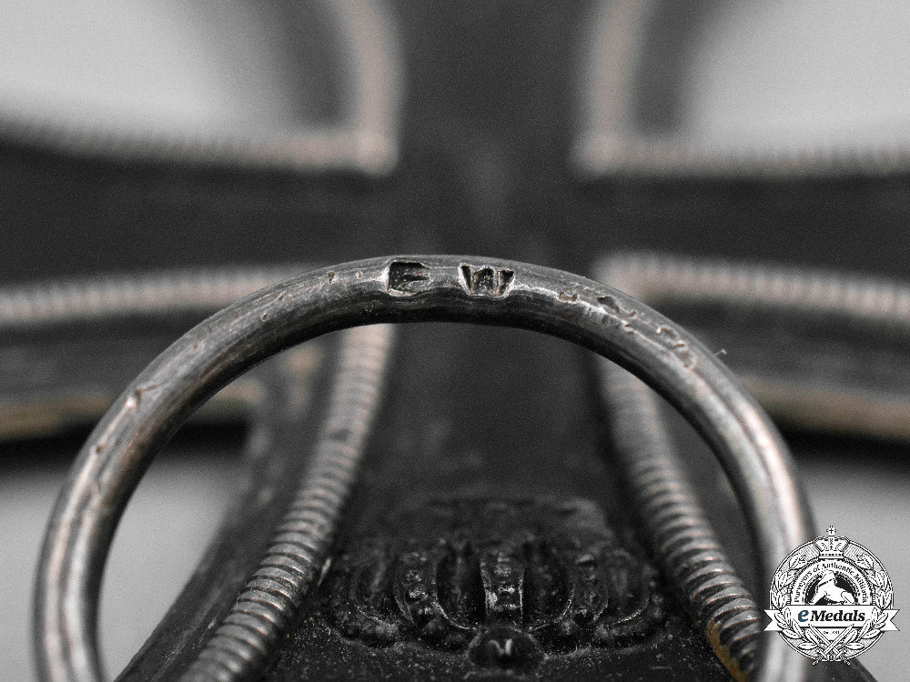 germany,_imperial._a1914_iron_cross_ii_class_for_non-_combatants_c2021_911_mnc5277