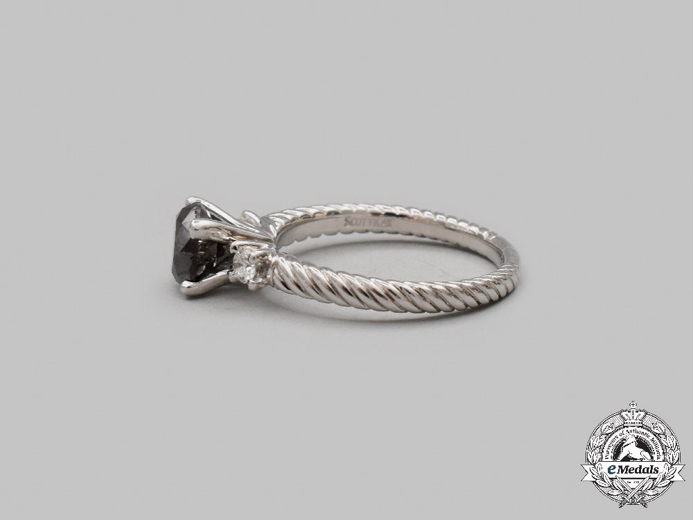 united_states._a_white_gold&_black_diamond_ring,_by_scott_kay_c2021_926emd_4992_1_1