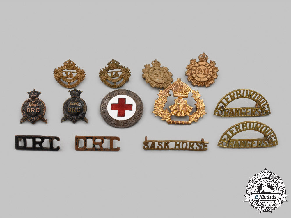 canada._a_lot_of_twelve_regimental_badges_c2021_994emd_6680_1