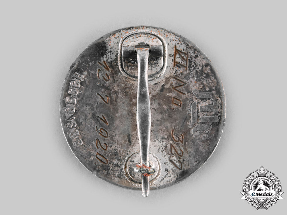 germany,_der_stahlhelm._a_rare1920_membership_badge,_oversized_version,_by_stahlhof_magdeburg_c20228_emd5378_1_1_1