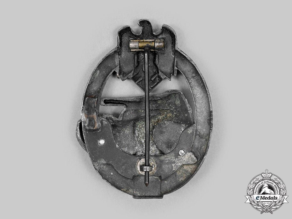 germany._a_silver_grade_tank_badge;_special_grade50,_by_c.e._juncker_c20275_mnc5490_2_1_1_1_1_1_1_1