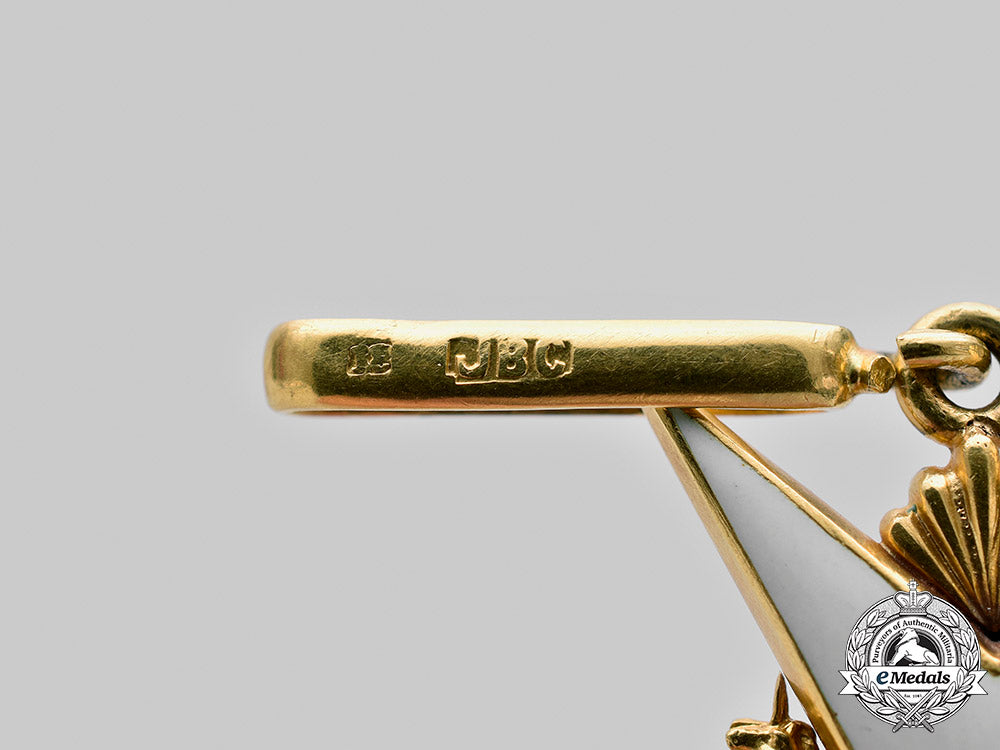 united_kingdom._an_order_of_st._john,_knight/_dame_of_justice,_in_gold_c20290_mnc9760_1