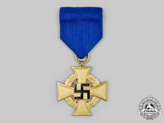 germany,_third_reich._a_civil_service40-_year_long_faithful_service_medal_c20310_mnc5410_1_1
