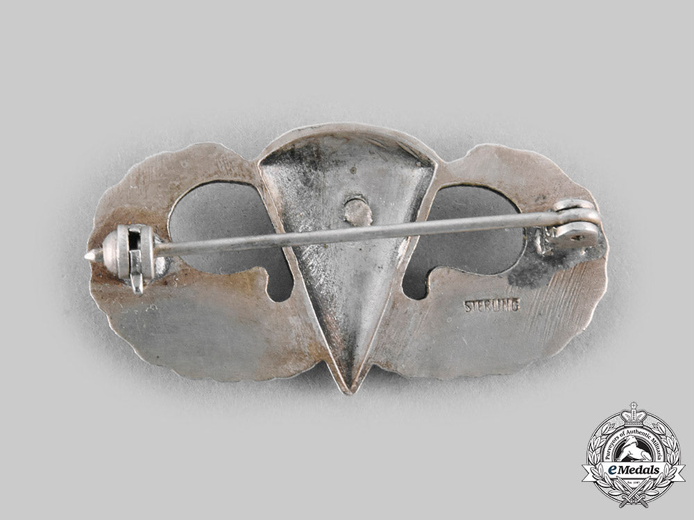 united_states._an_army_airborne_chaplain's_basic_parachutist_badge,_c.1944_c20342_emd2521