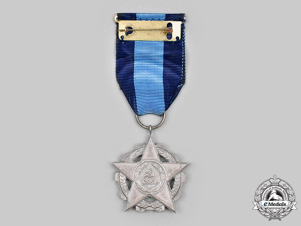 czechoslovakia,_socialist_republic._an_order_of_labour_c20358_mnc4350_1_1_1
