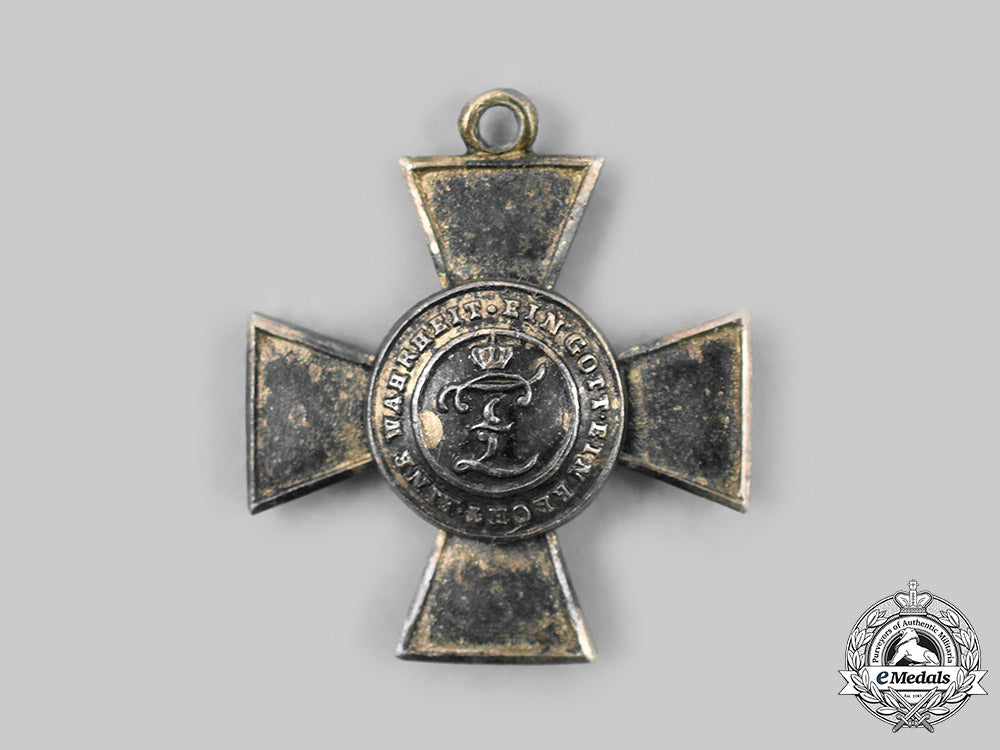 oldenburg,_kingdom._a_house_order_of_duke_peter_friedrich_ludwig,_ii_class_miniature,_c.1918_c20436_mnc0779_1