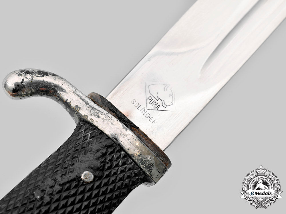 germany,_heer._an_nco/_officer’s_dress_bayonet,_pionier-_bataillon132,_by_lauterjung&_sohn_c20466_mnc8712