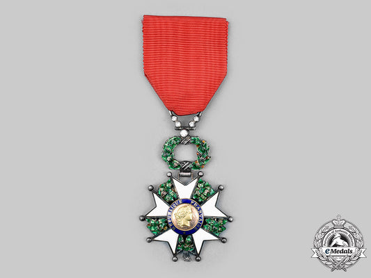 france,_iii_republic._an_order_of_the_legion_of_honour,_knight_with_gold_and_diamonds,_by_arthus-_bertrand,_c.1918_c20483_mnc6574_1_1_1