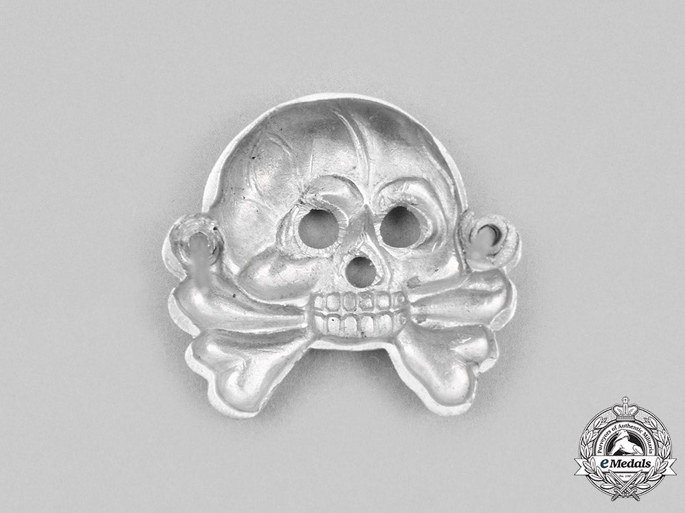 germany,_wehrmacht._a_panzer/_assault_gun_personnel_collar_tab_insignia_c20485_mnc1254