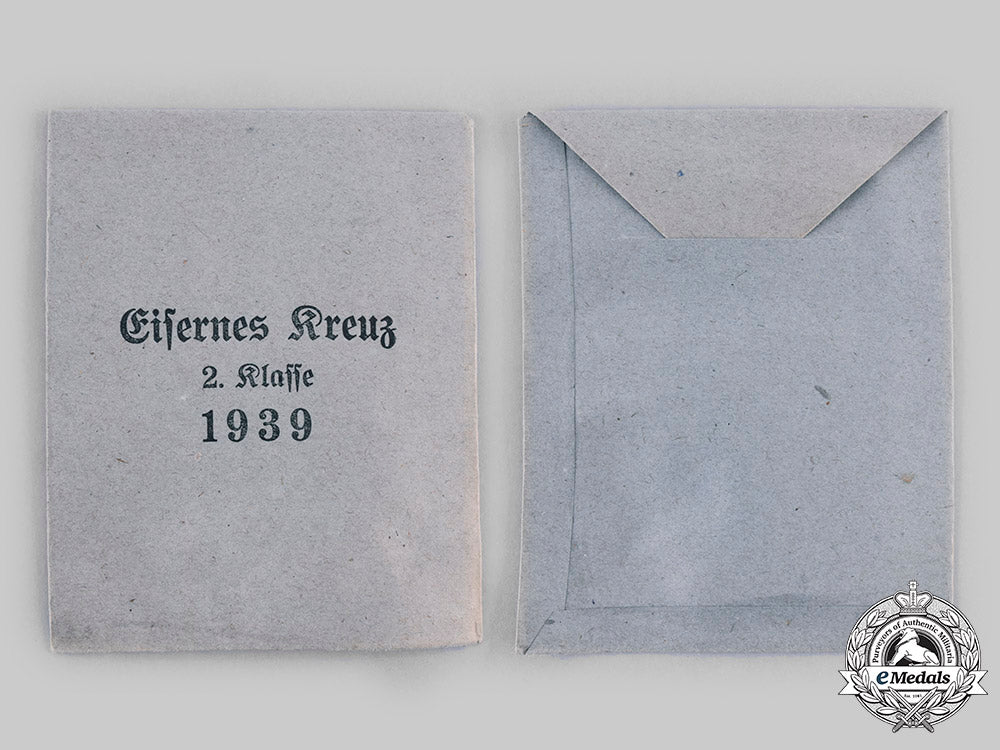 germany,_wehrmacht._a1939_iron_cross_ii_class,_by_wächtler&_lange_c20518_emd7440_1_1_1