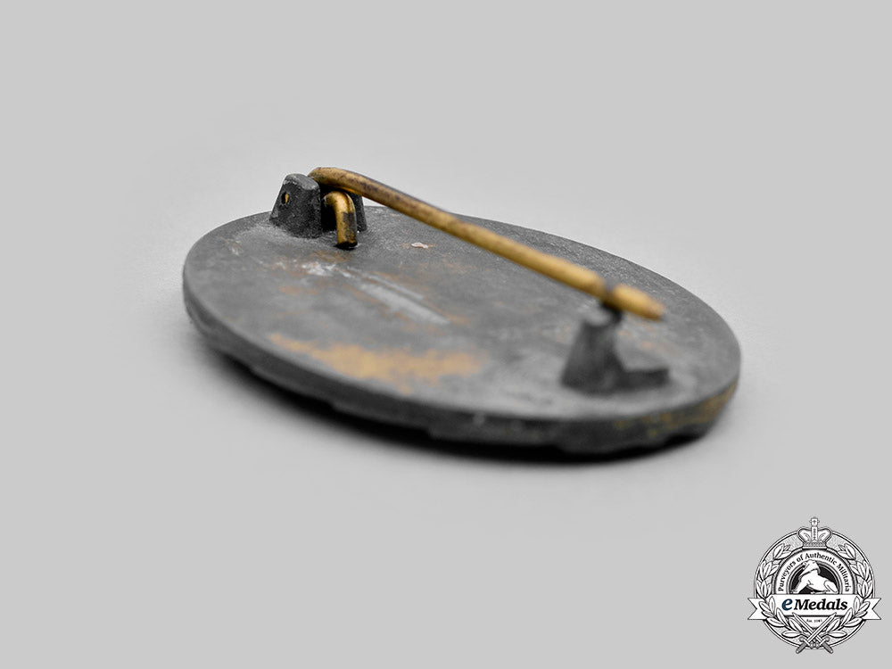 germany,_wehrmacht._a_wound_badge,_gold_grade,_by_the_vienna_mint_c20522_mnc1321_1_1_1_1