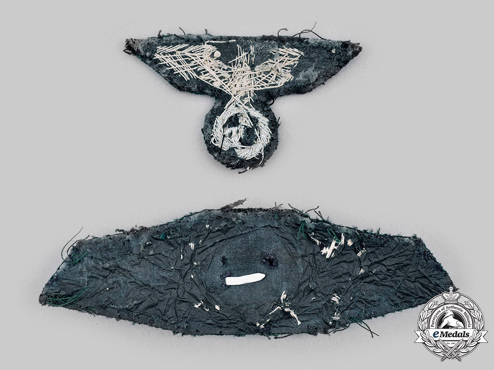 germany,_third_reich._a_reich_forestry_service_officer’s_visor_cap_insignia_c20571_mnc9037_1