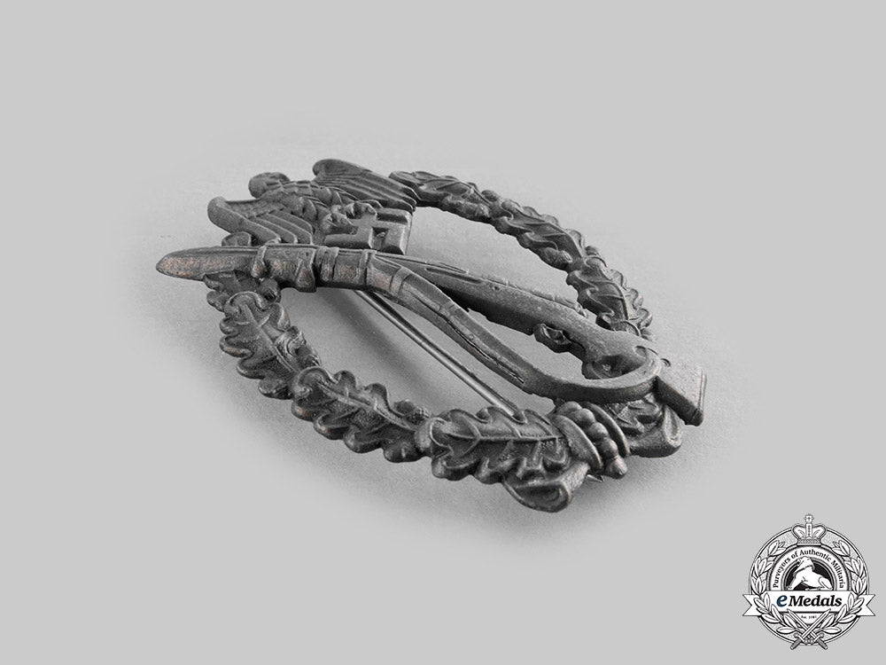 germany,_wehrmacht._an_infantry_assault_badge,_bronze_grade,_by_friedrich_linden_c20595_emd3960