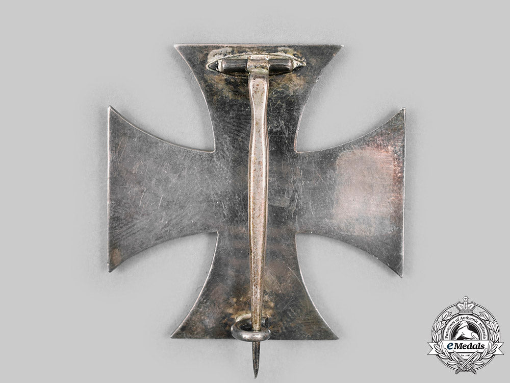 germany,_imperial._a1914_iron_cross_i_class,_with_case,_by_wagner&_sohn_c20691_mnc5371