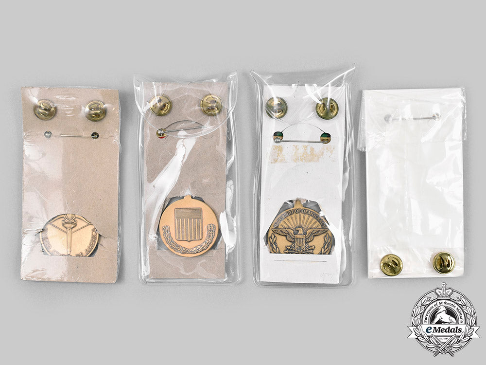 united_states._lot_of_four_packaged_medals_c20767_mnc6271