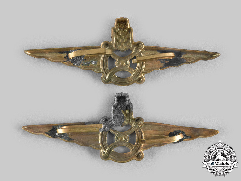 croatia,_independent_state._two_ndh_railway_forage_cap_badges,_c.1942_c20808_emd5021_1
