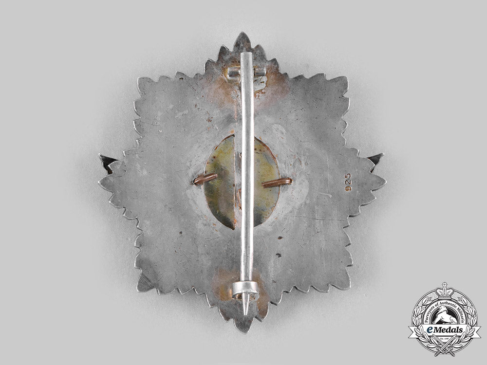 peru,_republic._an_order_of_captain_jose_a._quinones,_ii_class_grand_officer_star,_c.1975_c20819_emd9546_1_1_1