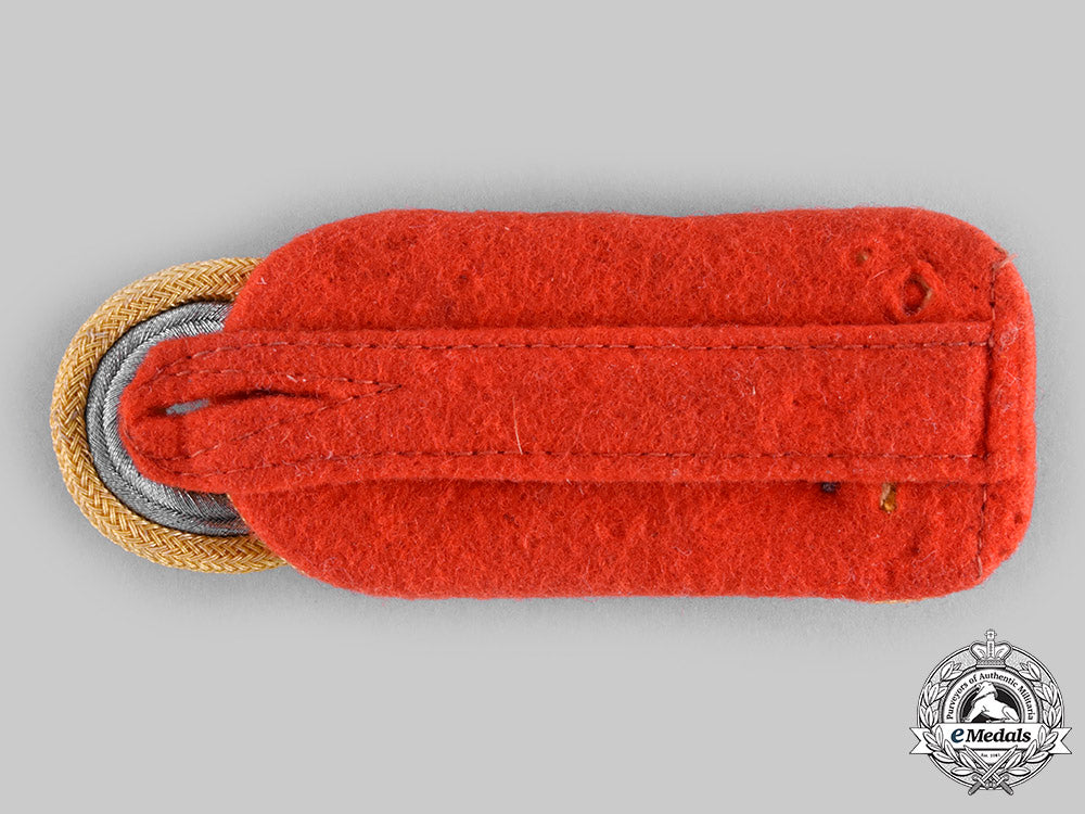 germany,_heer._a_general_der_infanterie_shoulder_board_c20835_emd9003_1
