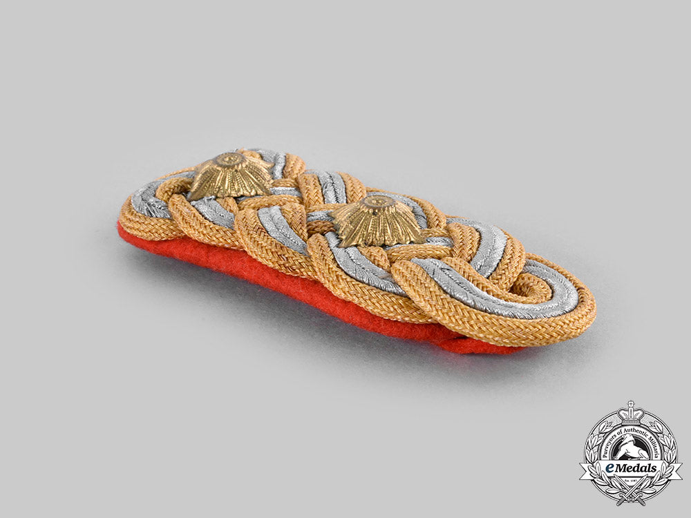 germany,_heer._a_general_der_infanterie_shoulder_board_c20837_emd9011_1