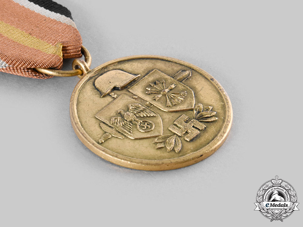 spain,_fascist_state._a_blue_division_commemorative_medal_with_ribbon_bar,_c.1945_c20976_emd9311