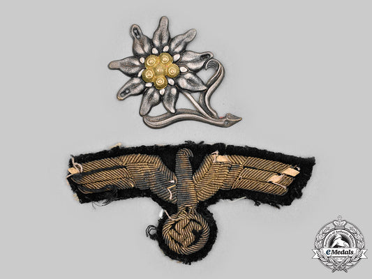 germany,_wehrmacht._a_pair_of_uniform_insignia(_wehrmacht_insignien)_c20976_mnc3047
