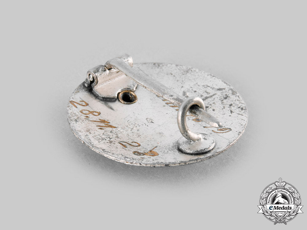 germany,_der_stahlhelm._a1923_stahlhelm_membership_badge,_large_version,_by_stahlhof_magdeburg_c20988_emd0034