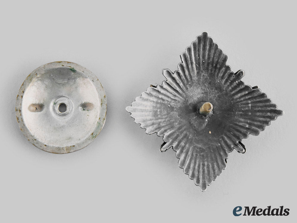 latvia,_republic._a10_th_aizpute_kājnieku_pulks(_aizpute_infantry_regiment)_badge,_by_h.bank_riga_c20_00100_1_1