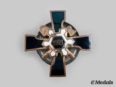 Latvia, Republic. An Engineer/Pioneer Regiment Badge, C.1930
