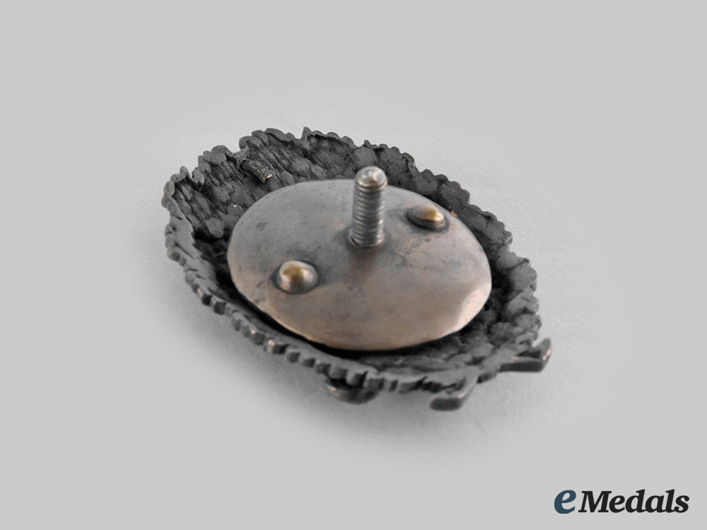 latvia,_republic._an_army_regimental_badge,_c.1921_c20_00242