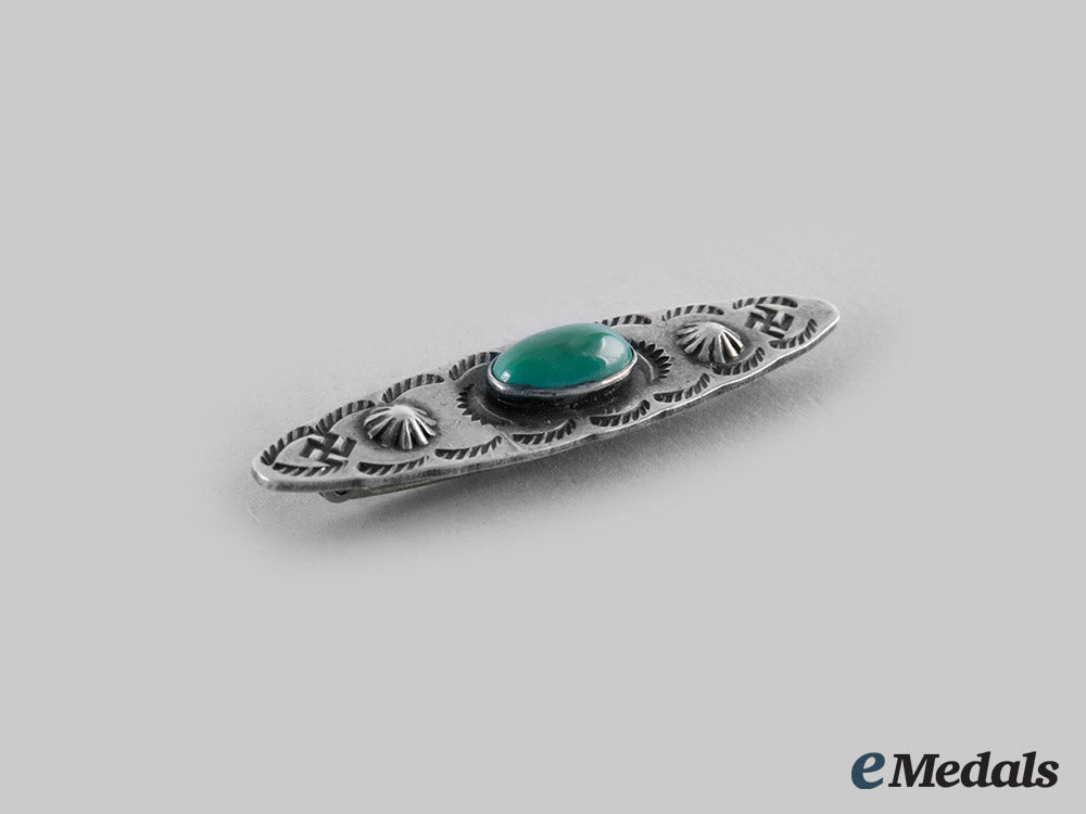 germany,_third_reich._a_patriotic_nsdap_brooch_c20_00551_1