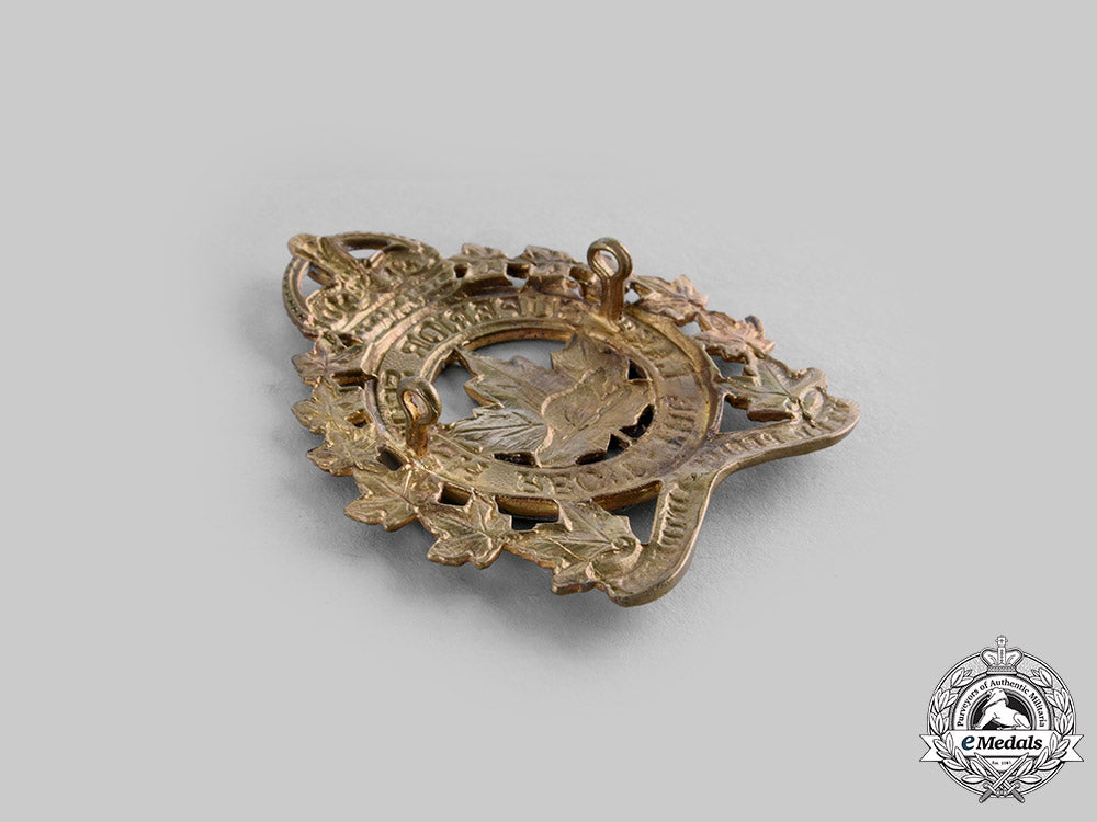 canada._five_lake_superior_scottish_regiment_cap_badges_c20_00698_1