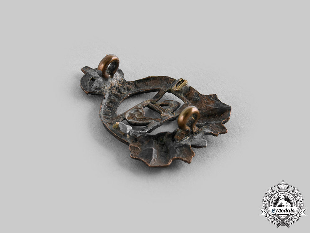 canada._five_lanark_and_renfrew_scottish_regiment_badges_c20_00710