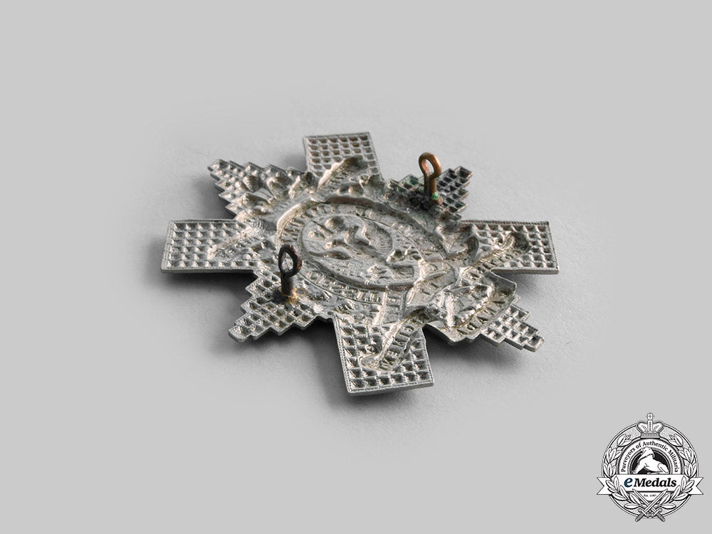 canada._five_lanark_and_renfrew_scottish_regiment_badges_c20_00713