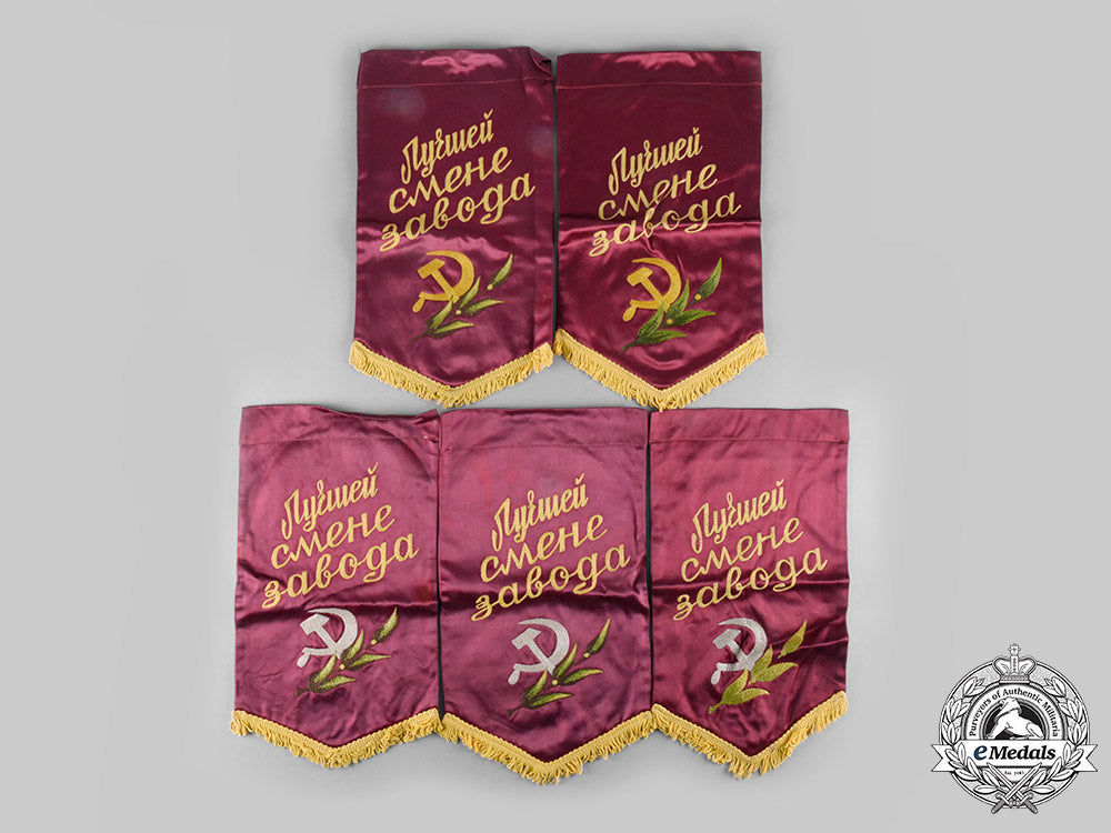 russia,_soviet_union,_federation._lot_of105_items_c20_01339_1_1