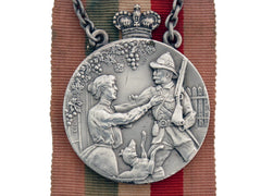 Brave Boys Boer War Comm. Medal.