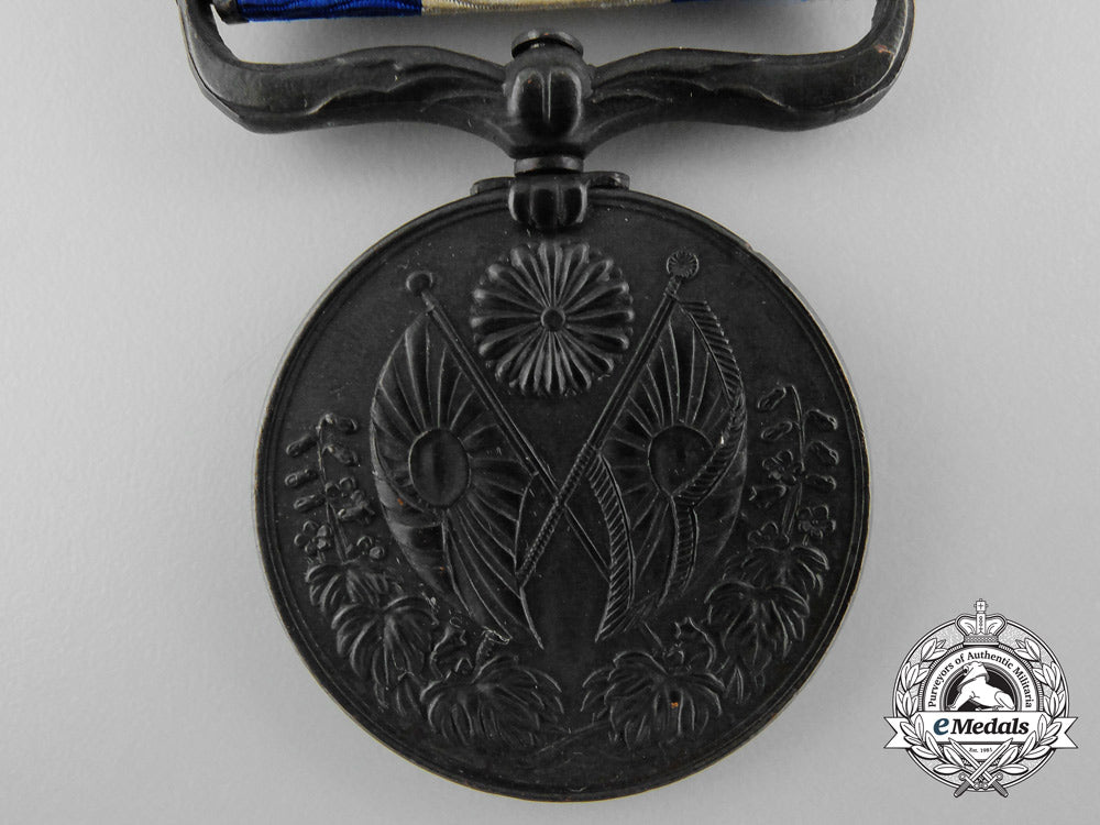 a1914-1915_japanese_war_medal_with_case_c_0216