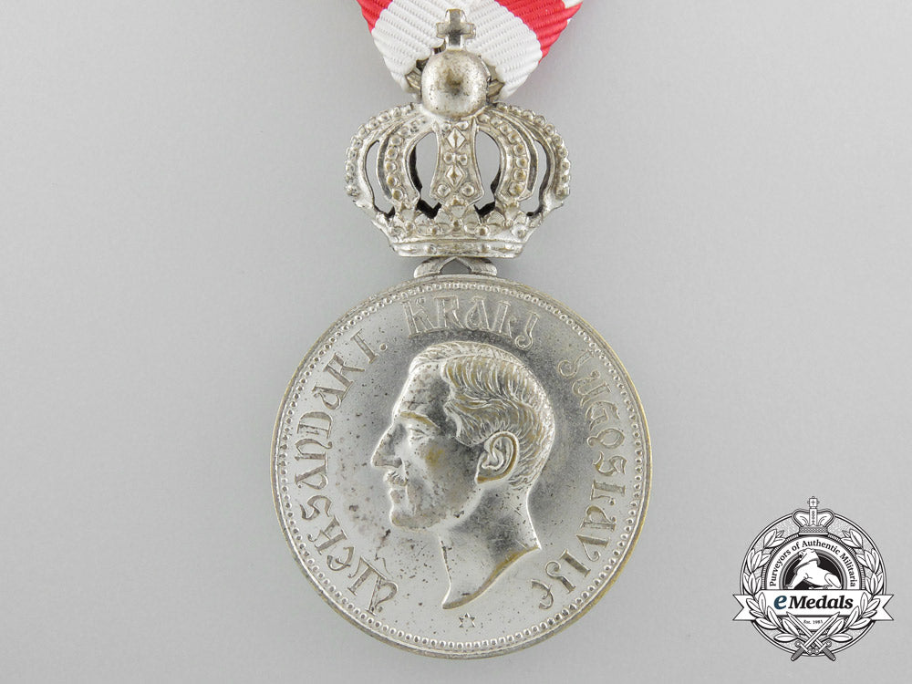 yugoslavia._a_medal_for_service_to_the_royal_household,_c.1930_c_0527