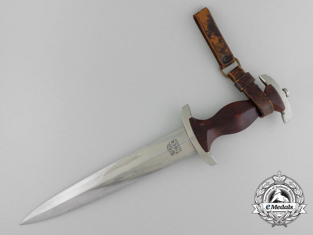 an_early&_desirable_hessen_region_sa_dagger_with_hanger_by_tiger_c_0611_1
