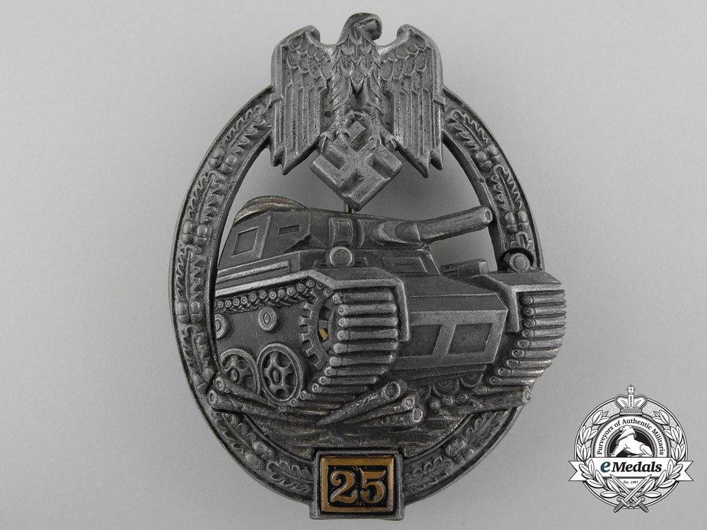 a_bronze_grade_tank_badge_by_gustav_brehmer;_special_grade25_c_0971