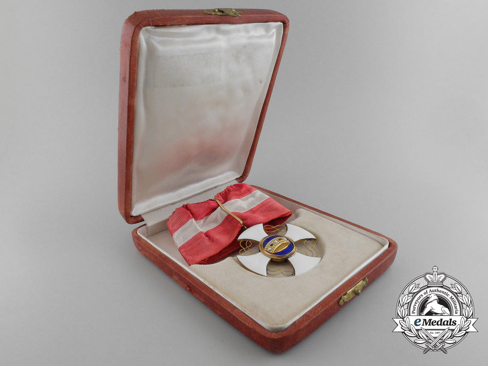 an_italian_order_of_the_crown;_commanders_cross_in_gold_c_1447_1_1
