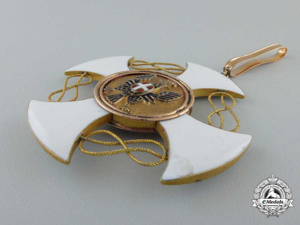 an_italian_order_of_the_crown;_commander's_cross_with_miniature_c_148_1_1