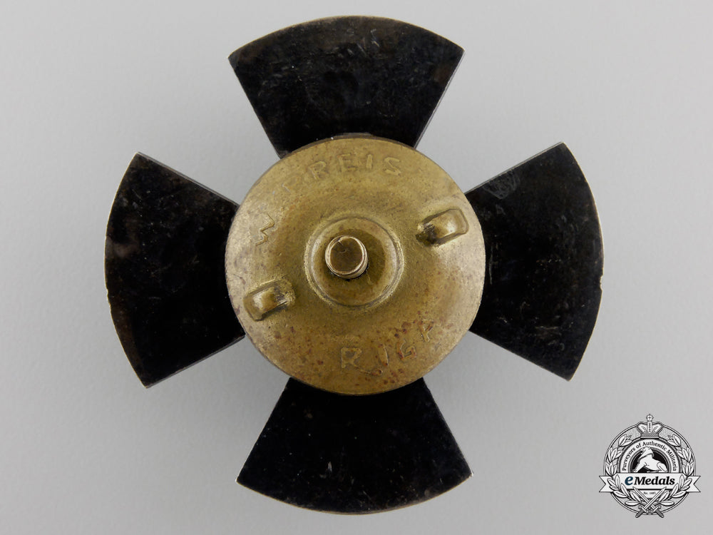 estonia._a_rare_tankist_badge,_by_w._preis_c_254_1_2_1