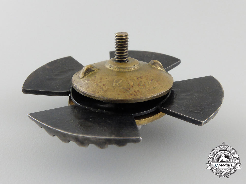 estonia._a_rare_tankist_badge,_by_w._preis_c_277_2_1