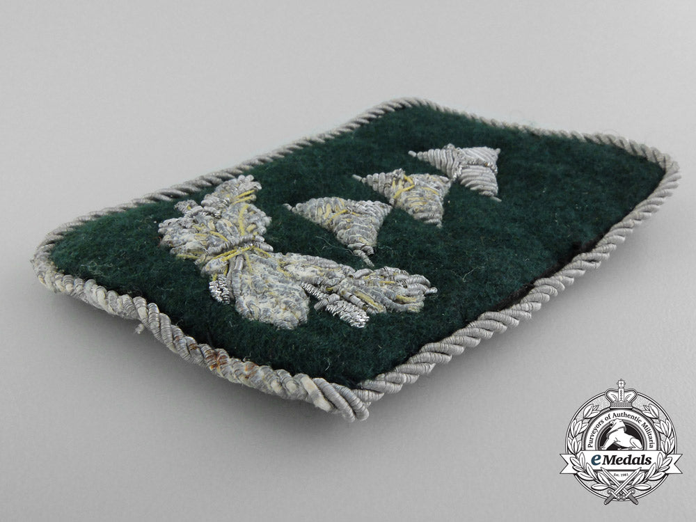 a_lot_of_three_second_war_german_insignia_c_3724