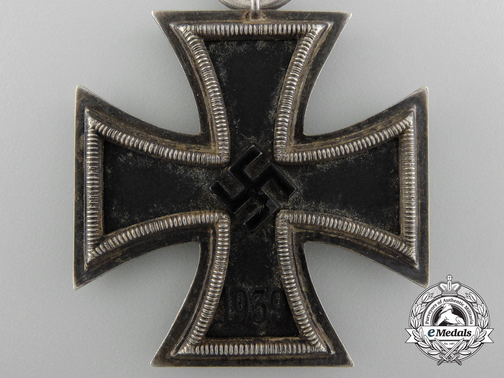an_iron_cross_second_class1939_by_j.e._hammer&_söhne_c_3888