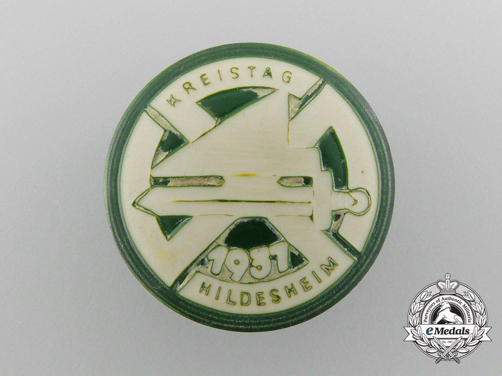 a1937_hildesheim_district_council_badge_by_schmölln_c_4112_1